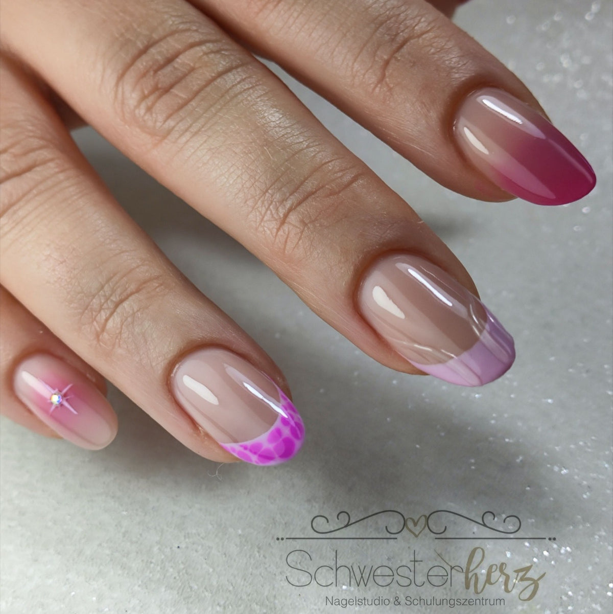 Deluxe UV Painting Gel 5ml B587 Ruby