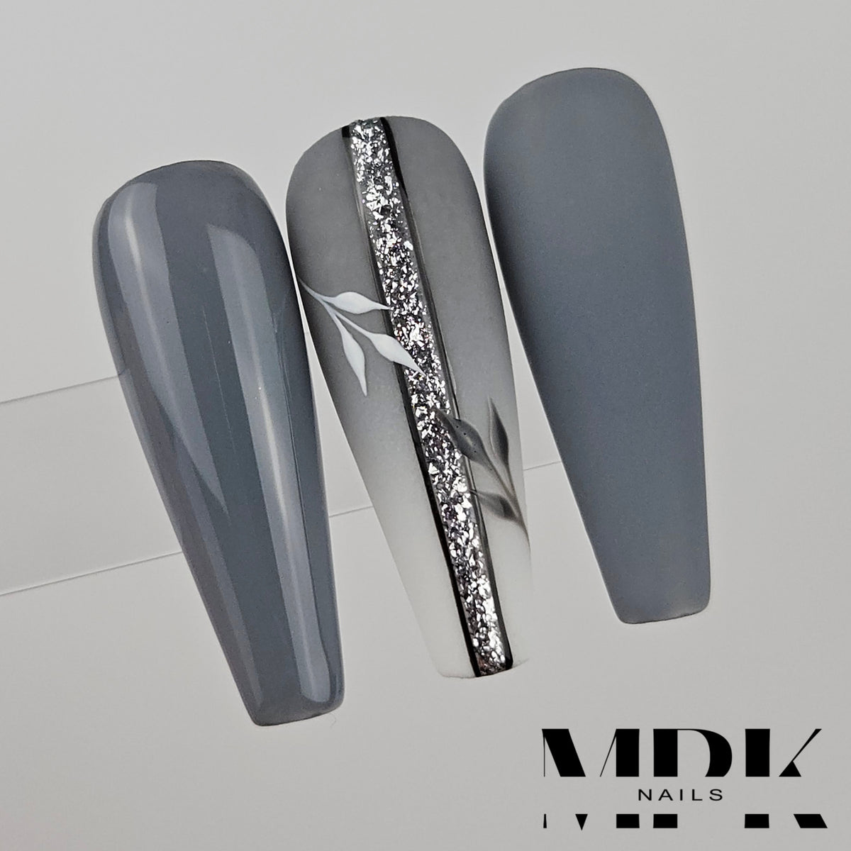 Luxury Gel Polish 44 Dark Grey