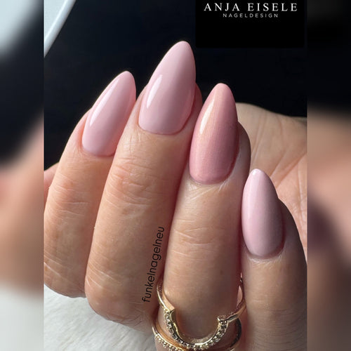 Bild 1 in Galerieansicht laden. Luxury UV Nagellack A04 Soft Daydream