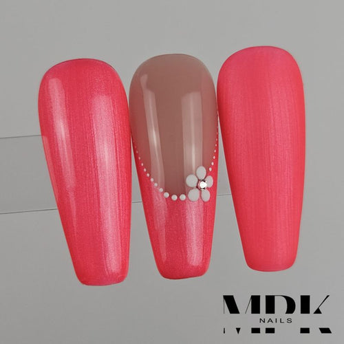 Bild 1 in Galerieansicht laden. Precious Gel Polish Pomegranate Pearl