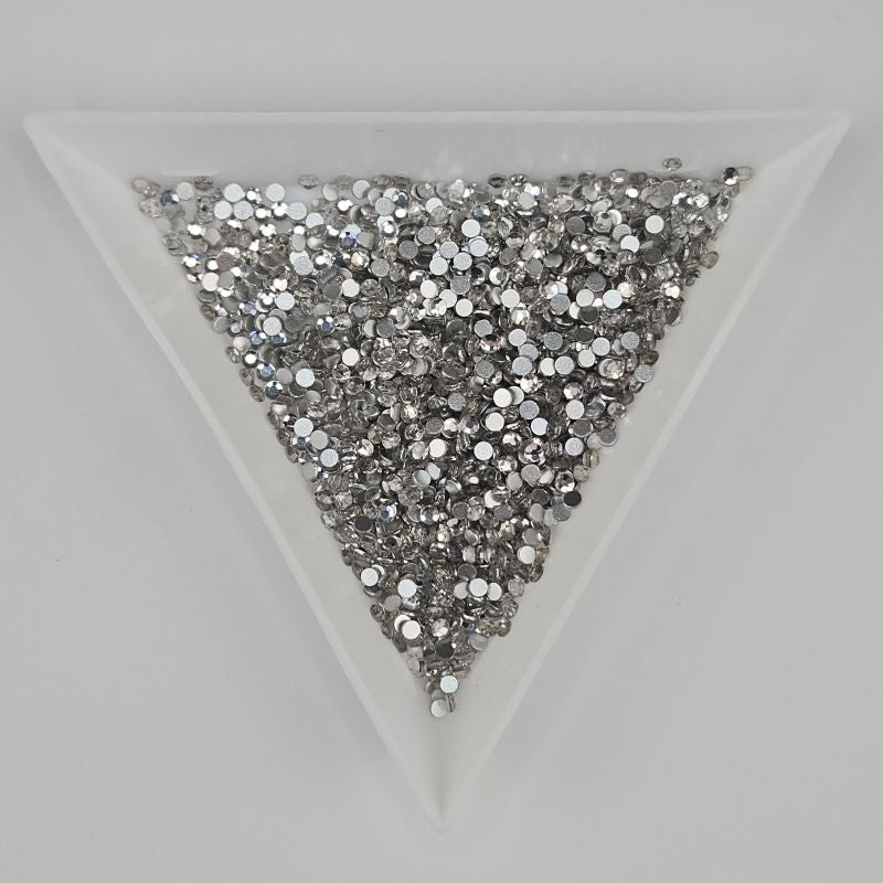 1440x Luminous Stars Strass Magnifico 1,8mm (SS5) + Schale