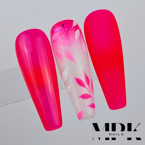 Bild 1 in Galerieansicht laden. Luxury Gel Polish C242 Neon Cyclam