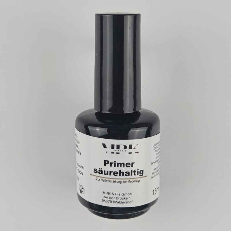 Primer säurehaltig