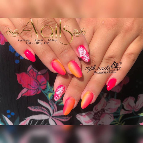 Bild 1 in Galerieansicht laden. Precious Gel Polish Pomegranate Basics